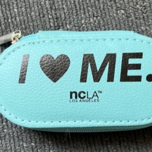 I love Me NCLA Las Angeles Nail Care Kit - Brand New - Picture 1 of 3